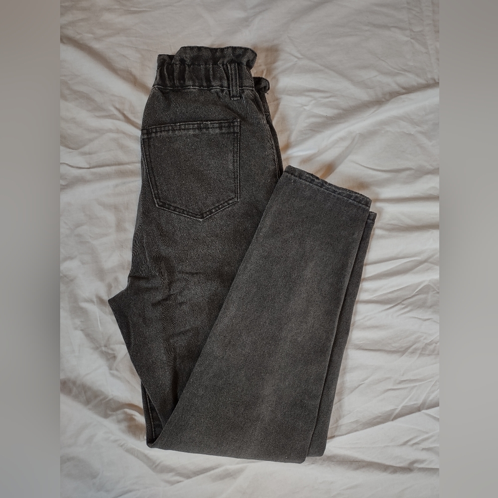 Forever 21 Black Mom Jeans